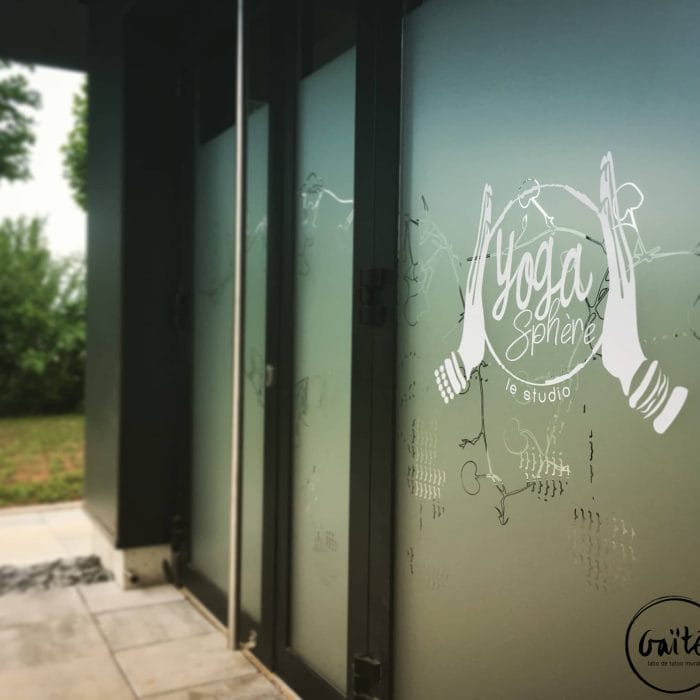 vitrophanie centre yoga