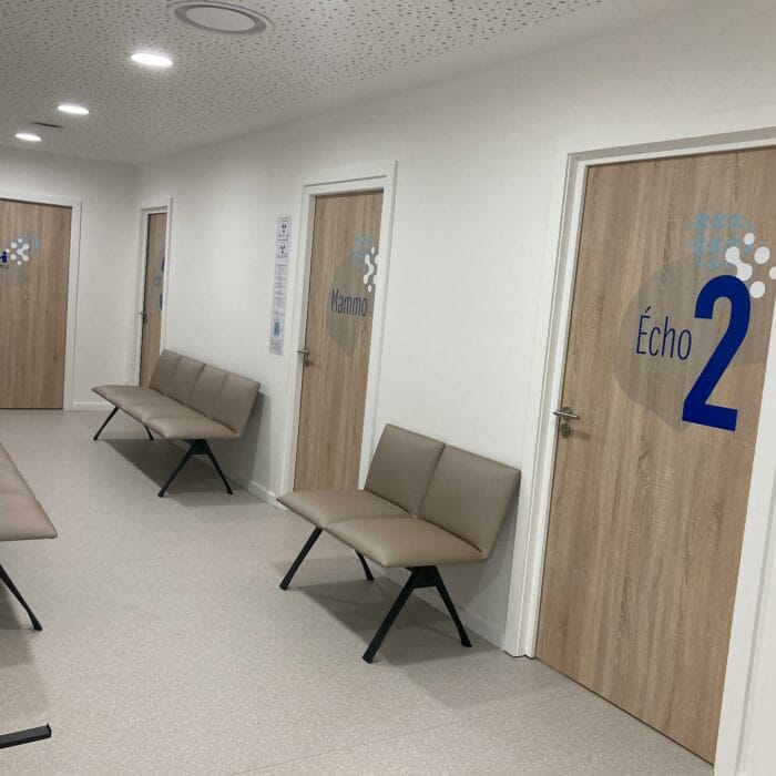 signalétique et vitrophanie centre d'imagerie médicale