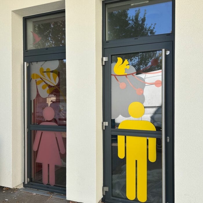 2-vitrophanie-toilettes-ecolegermainmuller-wolfisheim